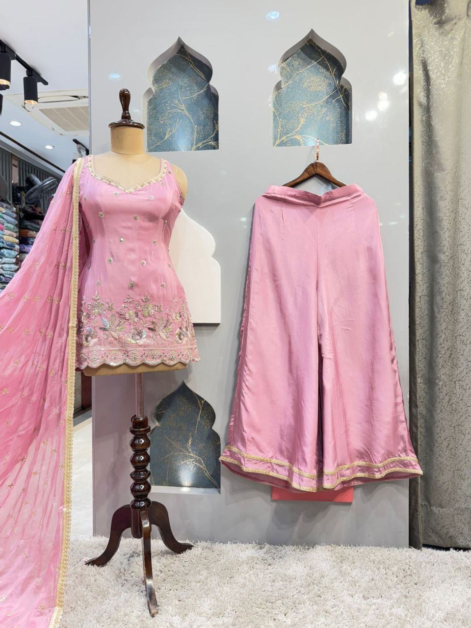 "sharara"