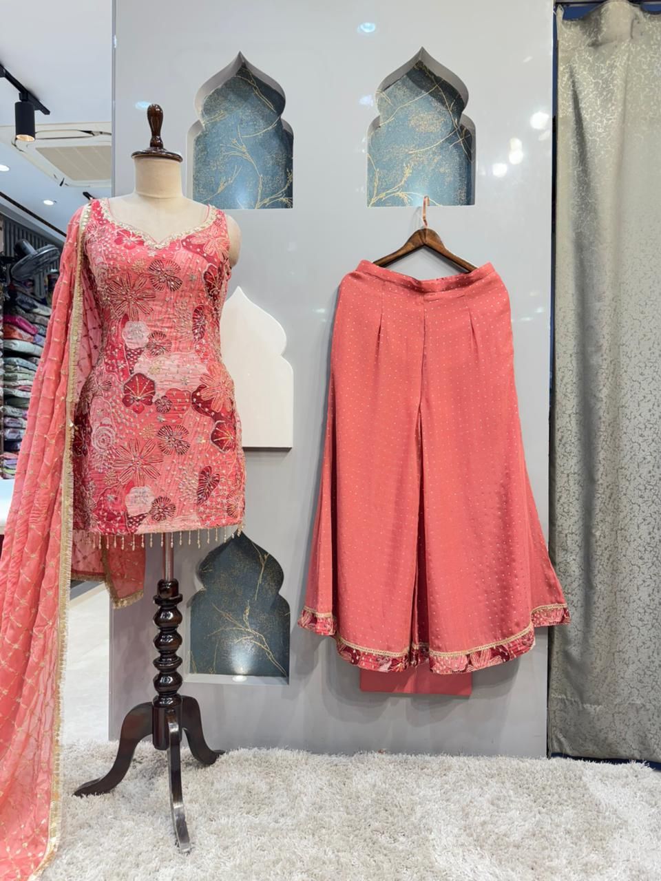 "SHARARA"