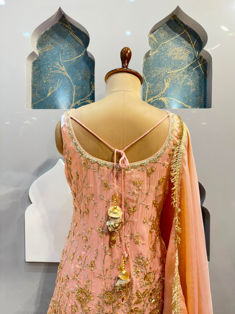 "BLUSH BLOSSOM SHARARA"