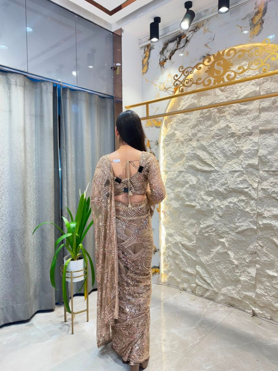 "SAREE"