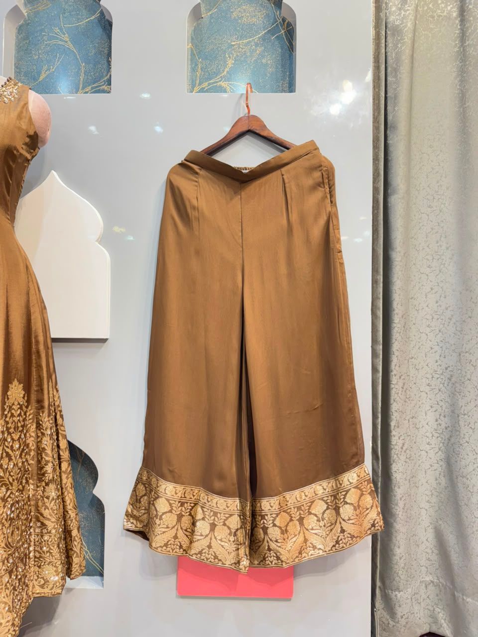 "BRONZE GRACE ANARKALI"