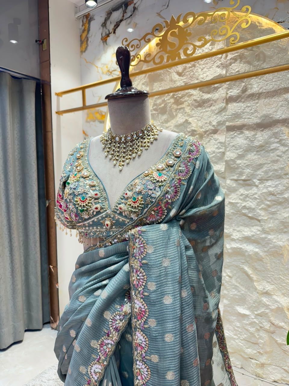 "SAREE"