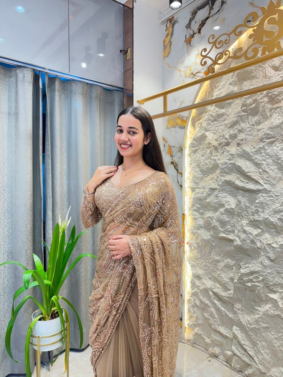 "SAREE"