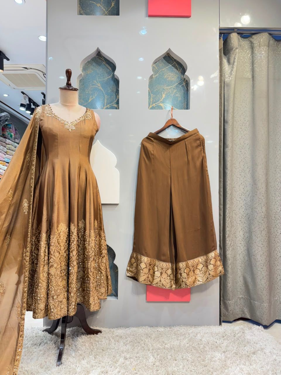 "BRONZE GRACE ANARKALI"