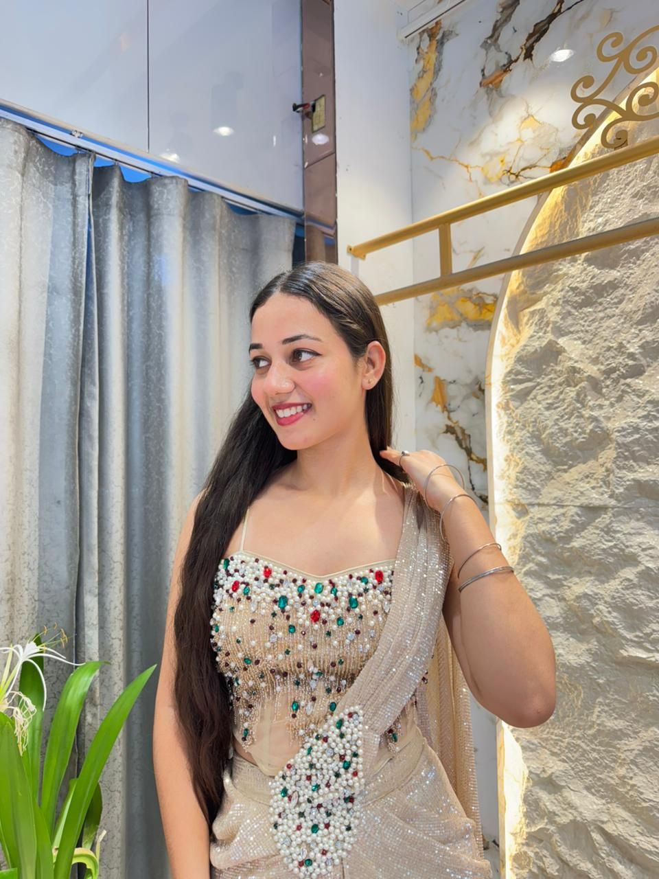 "SAREE"