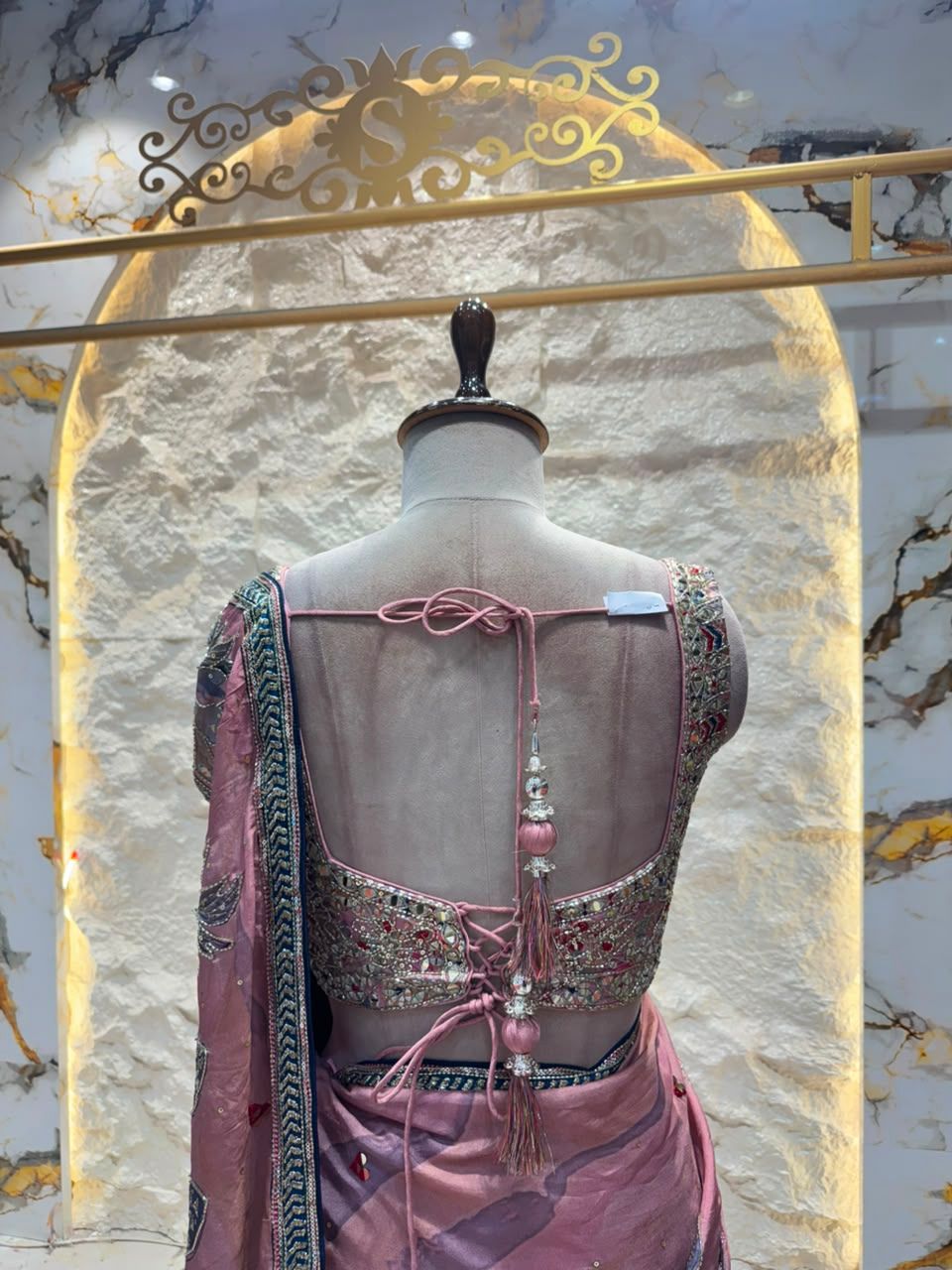 "ROSEWOOD MAUVE FLORAL EMBROIDERED SAREE"