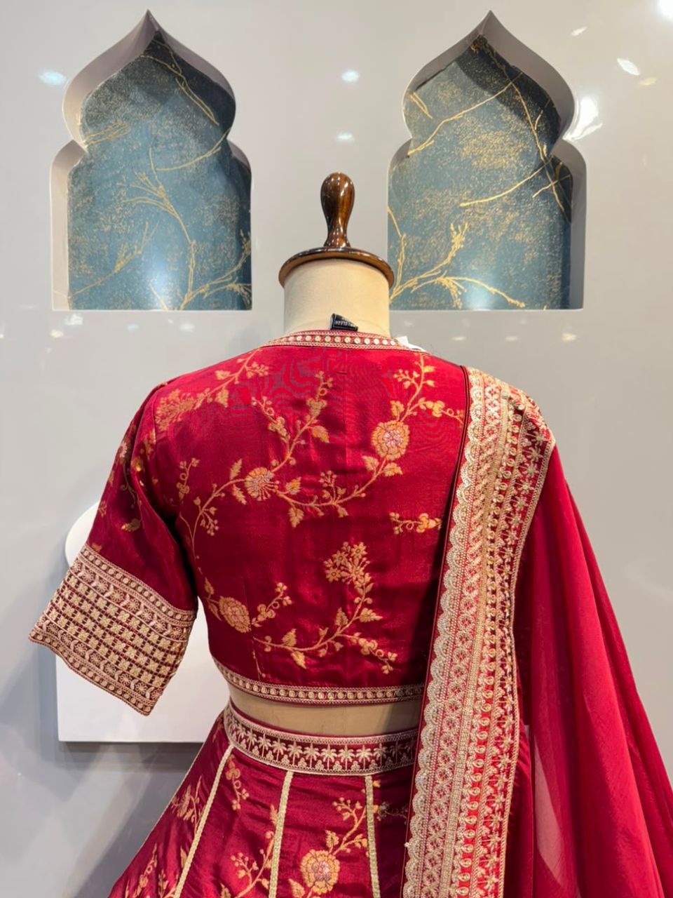 "RANI GULBAHAR BRIDAL LEHENGA"