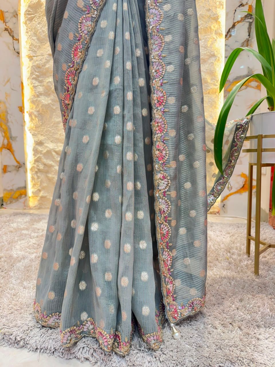 "SAREE"