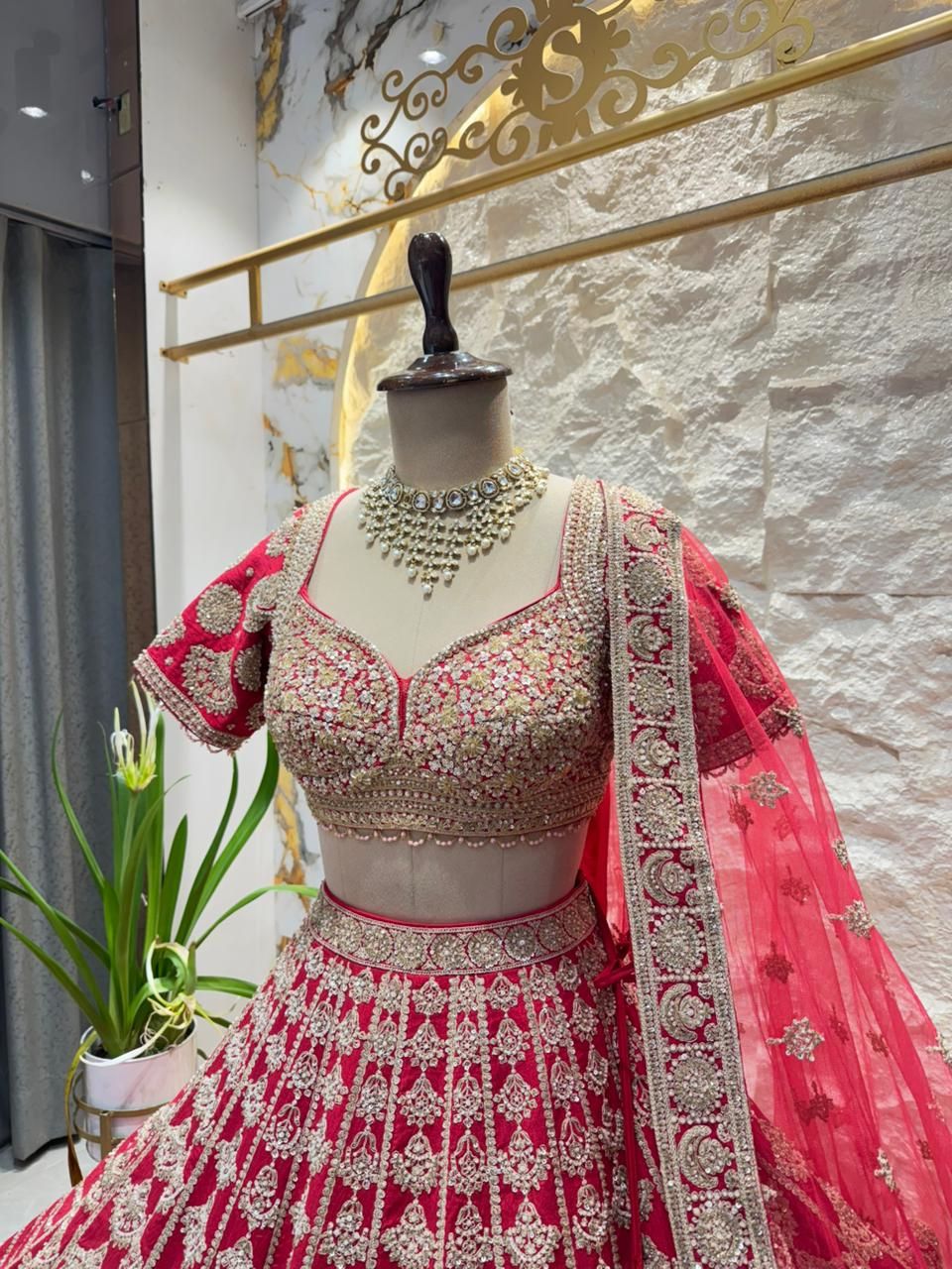 "ROYAL RANI PINK HERITAGE LEHENGA"