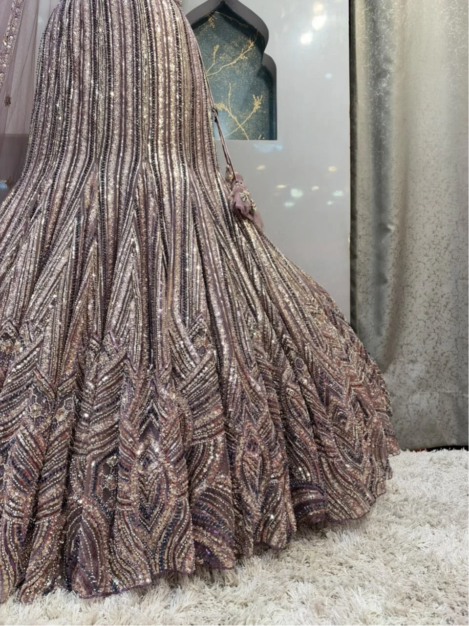 "ELEGANT MAUVE EMBROIDERED MERMAID"