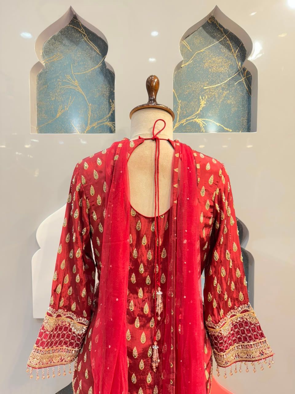 "ROYAL ROSE GOLD SHARARA"