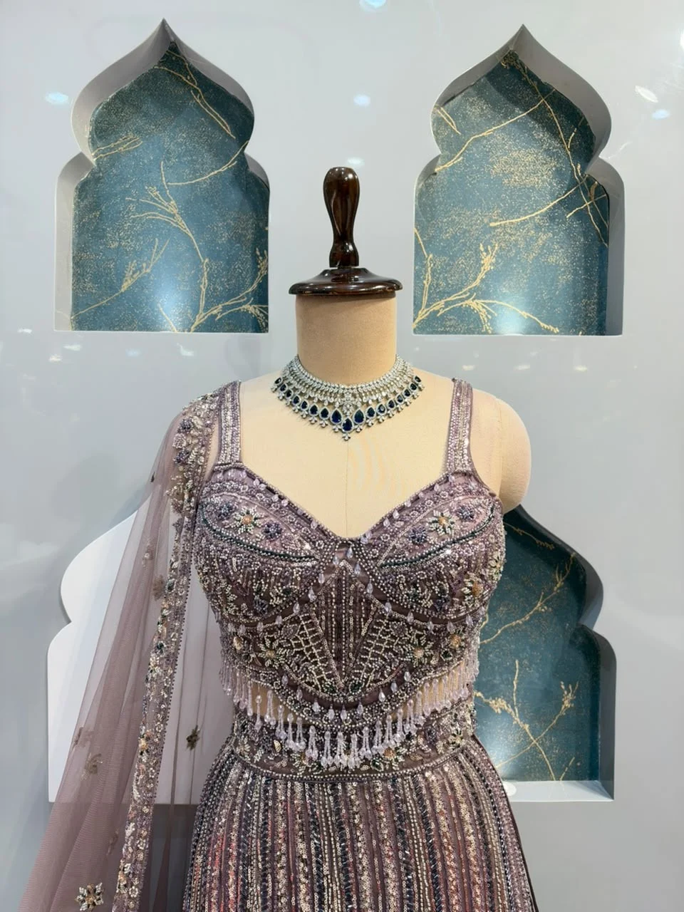 "ELEGANT MAUVE EMBROIDERED MERMAID"
