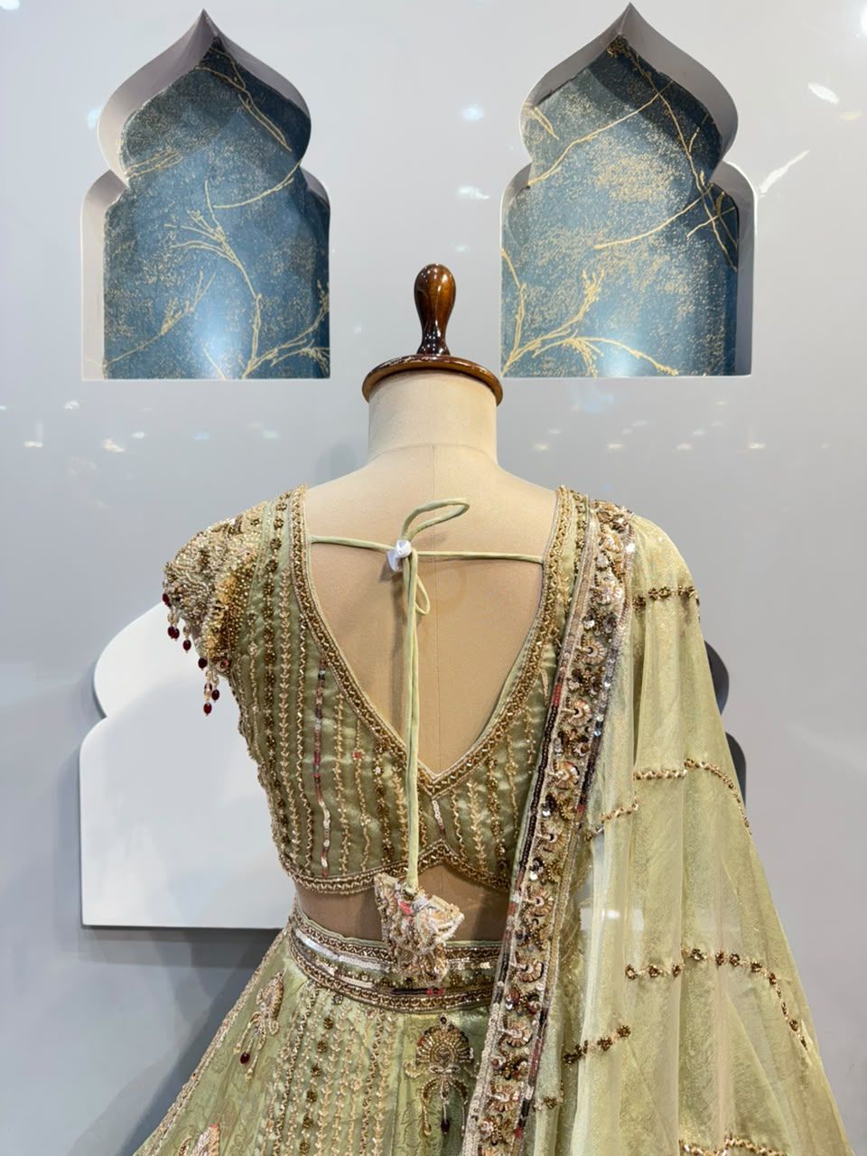 " GOLDEN IVORY ROYAL LEHENGA"