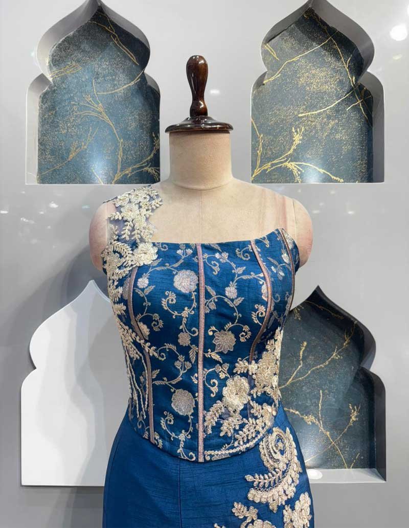 "MIDNIGHT BLUE GILDED MERMAID" image 1