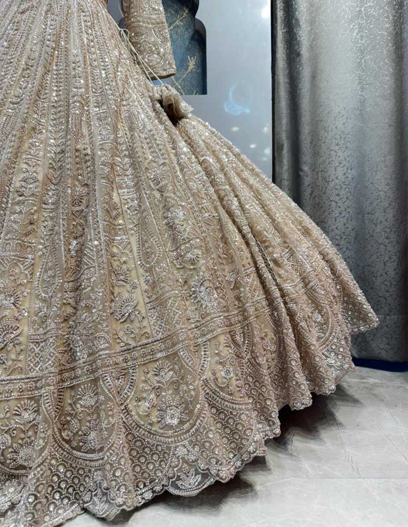 "IVORY GOLD ELEGANCE" image 3