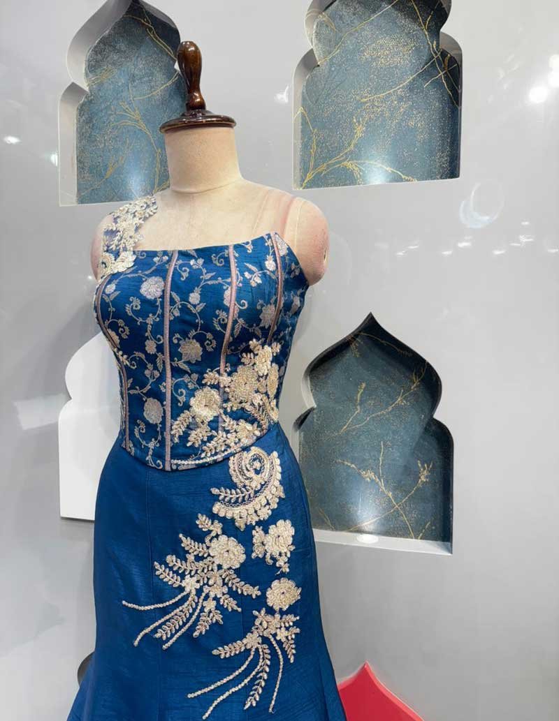 "MIDNIGHT BLUE GILDED MERMAID" image 2