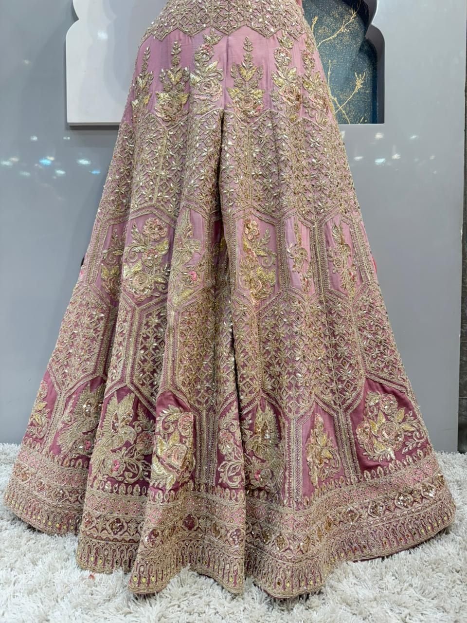 "LILAC LUXE INDO-WESTERN" image 3