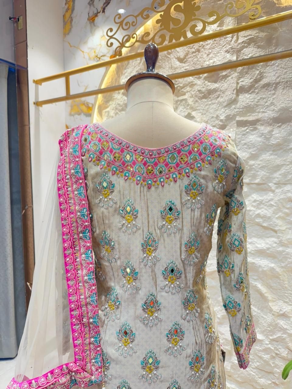 "SHEESH MAHAL PINK SHARARA" image 4