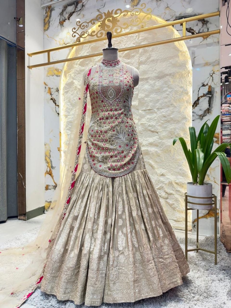 "IVORY GOLD HERITAGE GARARAWITH PINK ACCENTS" image 0