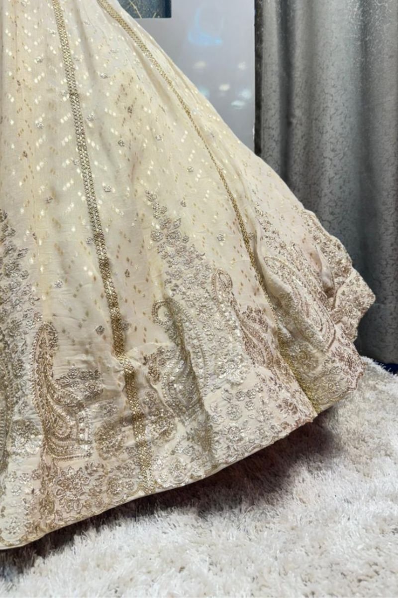 "IVORY REGAL RADIANCE LEHENGA" image 4