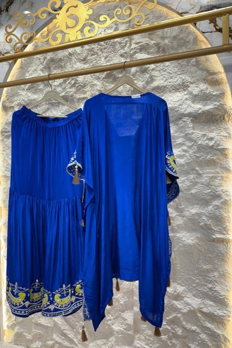 "ROYAL BLUE EMBROIDERED KAFTAN SUIT" image 4