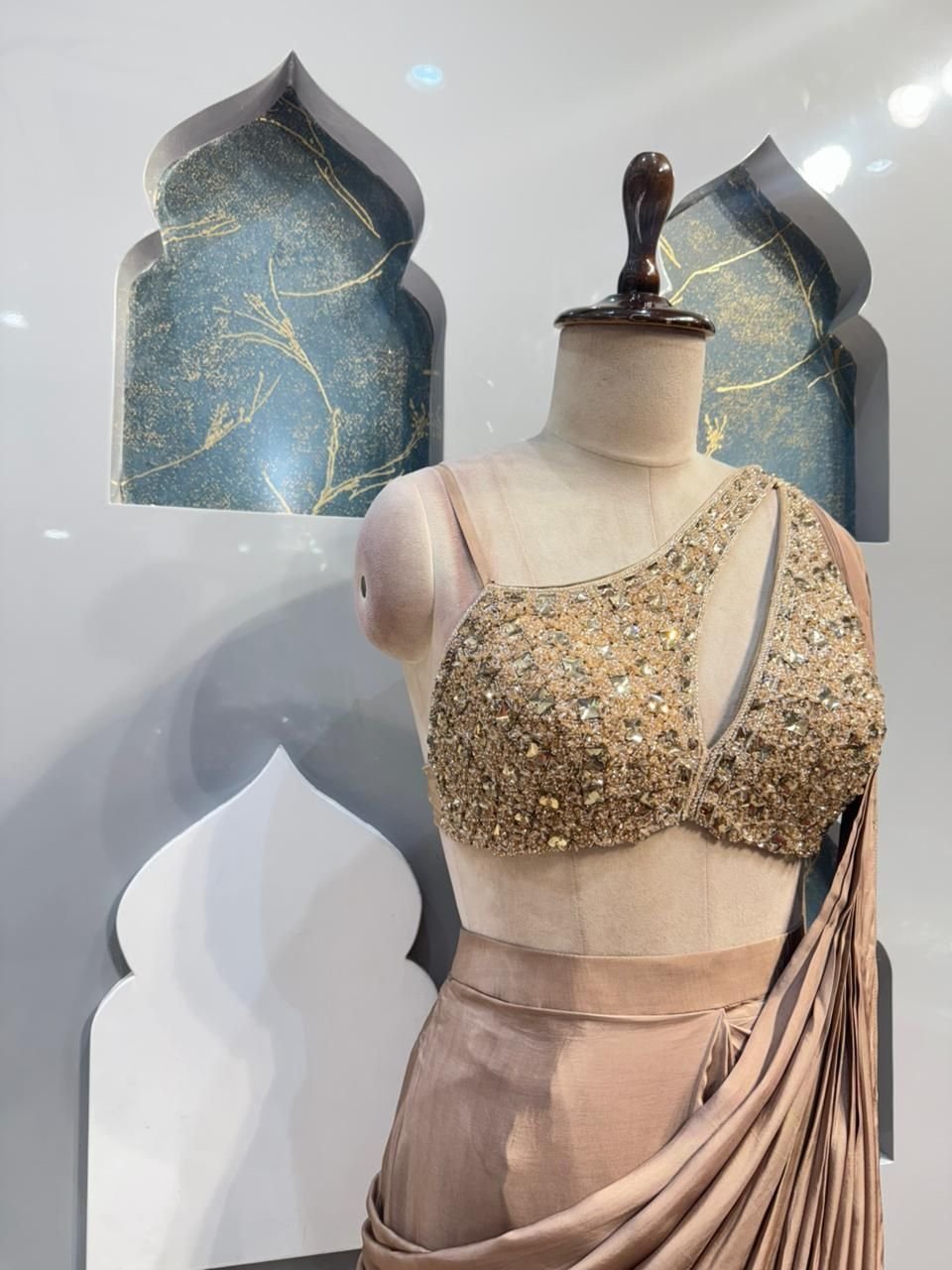 "CHAMPAGNE ELEGANCE SAREE" image 2