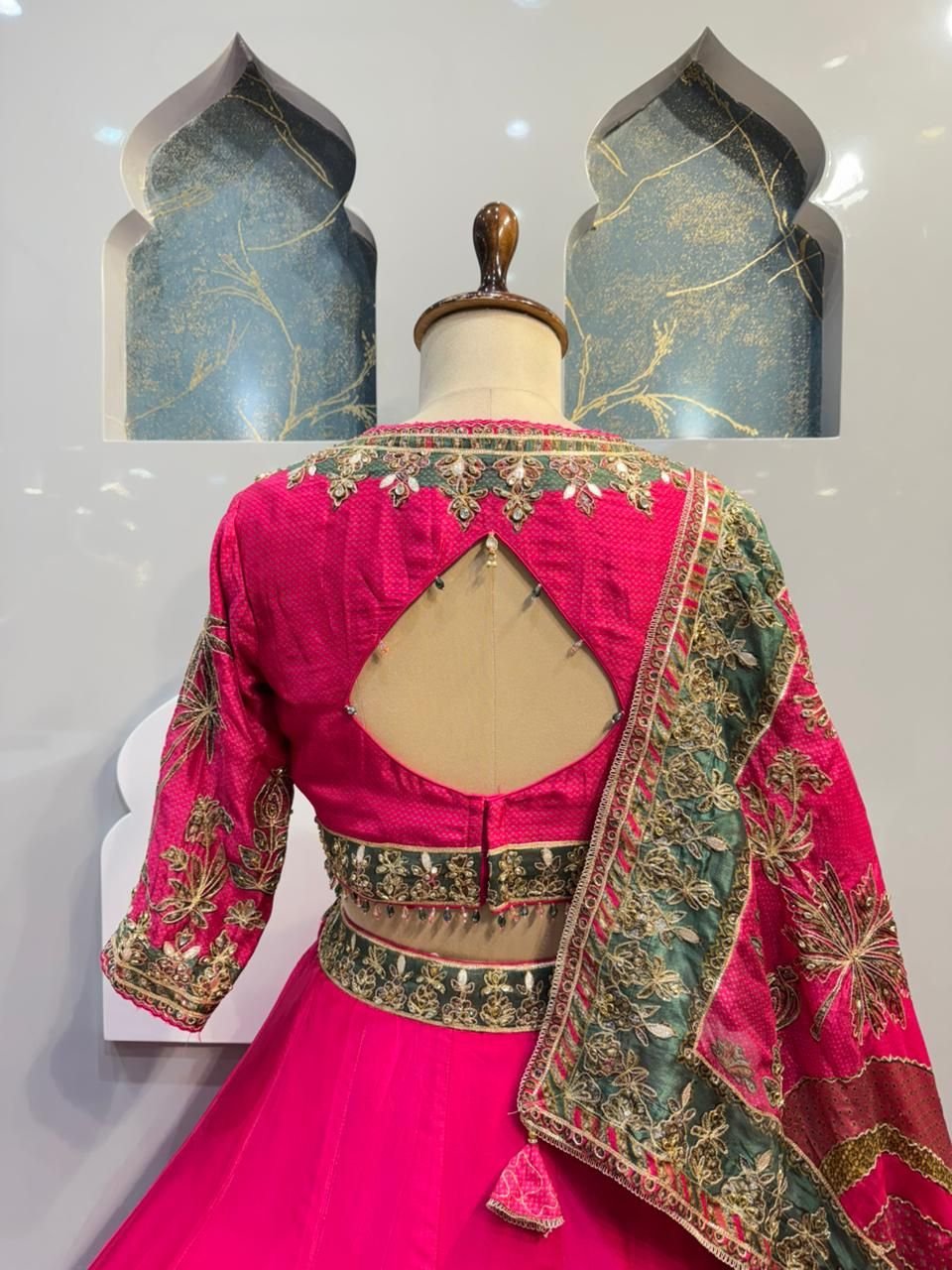 "RANI ROYALE EMBROIDERED LEHENGA" image 5