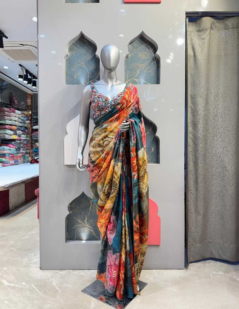 SAREE image 0