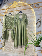 "OLIVE GREEN EMBROIDERED ANARKALI" image 4