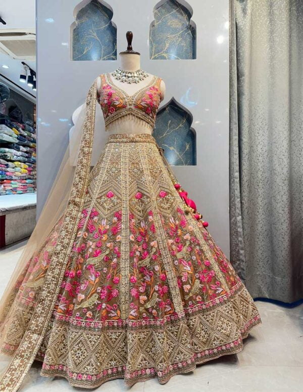 GOLD LEHENGA - Image 3