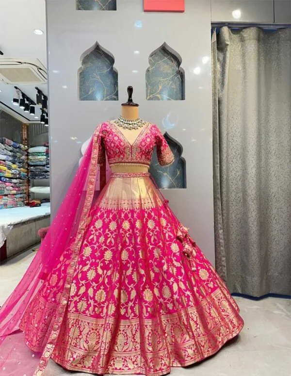 BANARSI LEHENGA