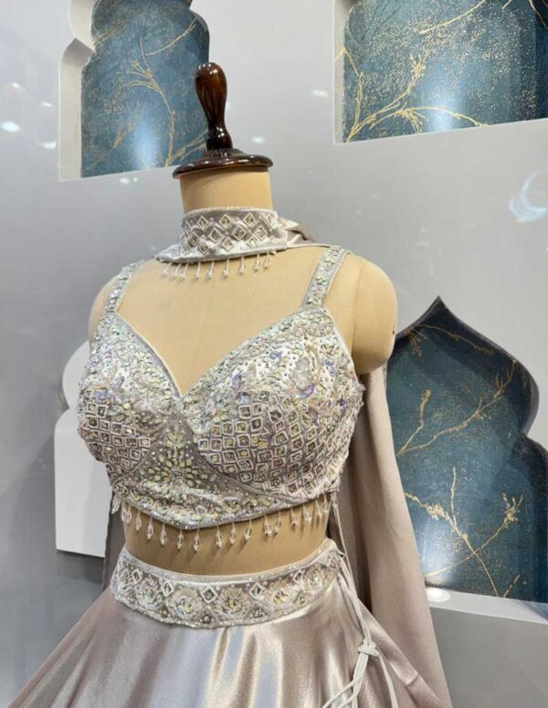 LEHENGA - Image 3