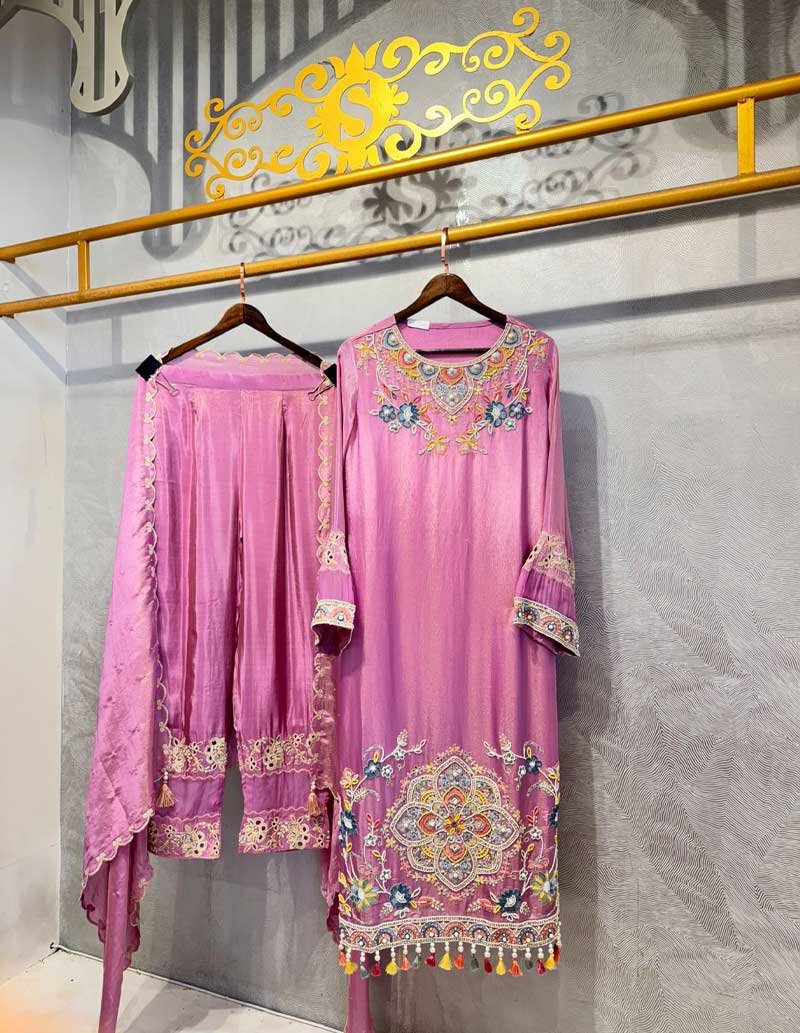 Shop Primary Image Shop Primary Image