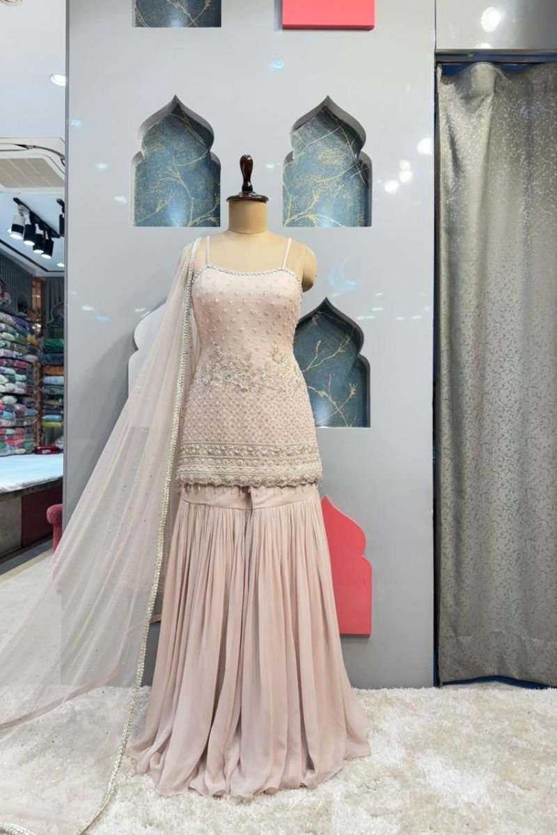 "CLASSIC WHITE CHARM SHARARA"