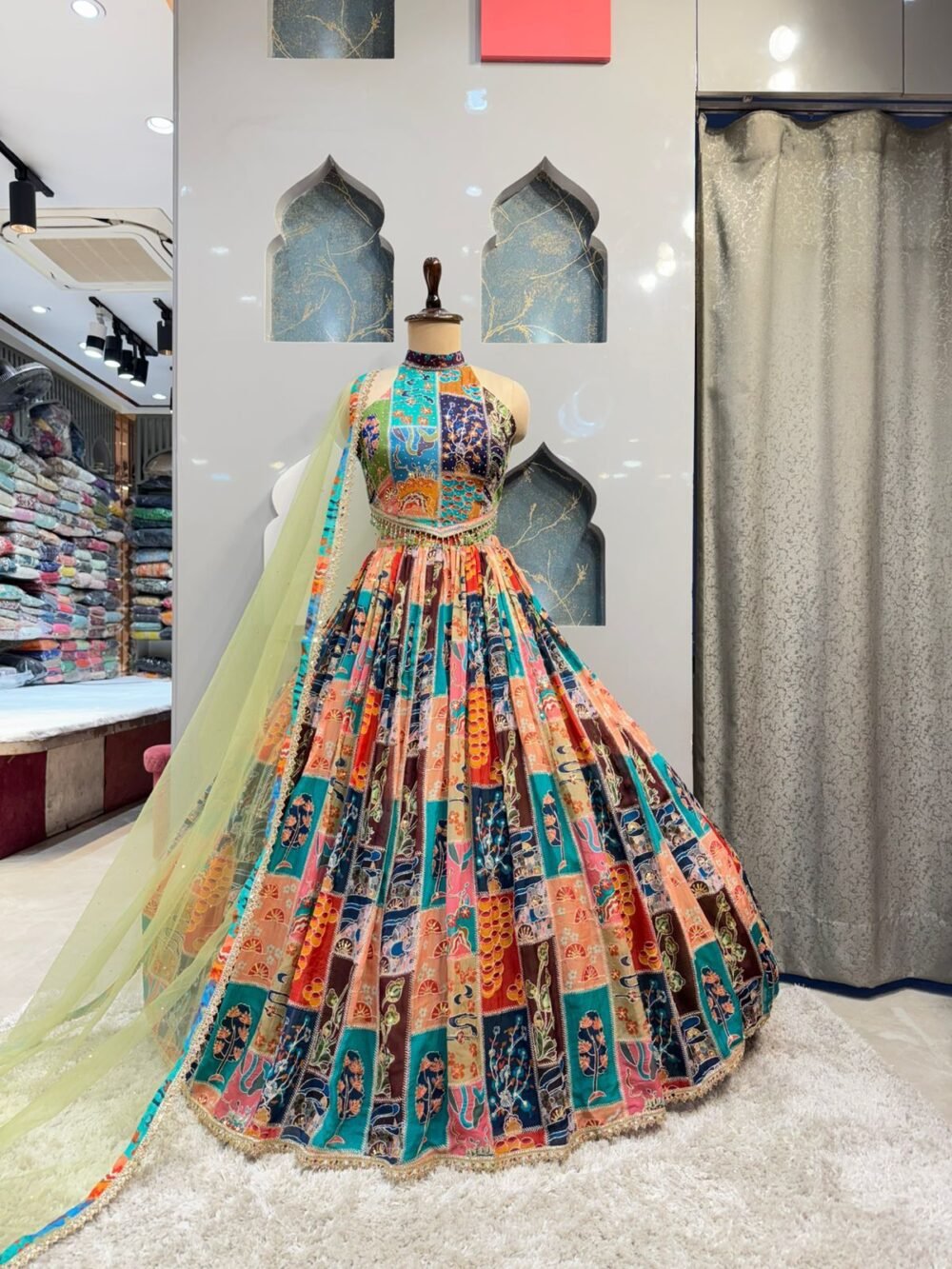 Shop Primary Image Shop Primary Image