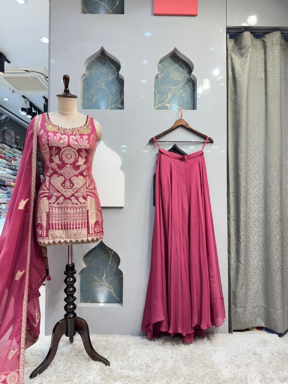 "RANI MEHER EMBROIDERED SHARARA"