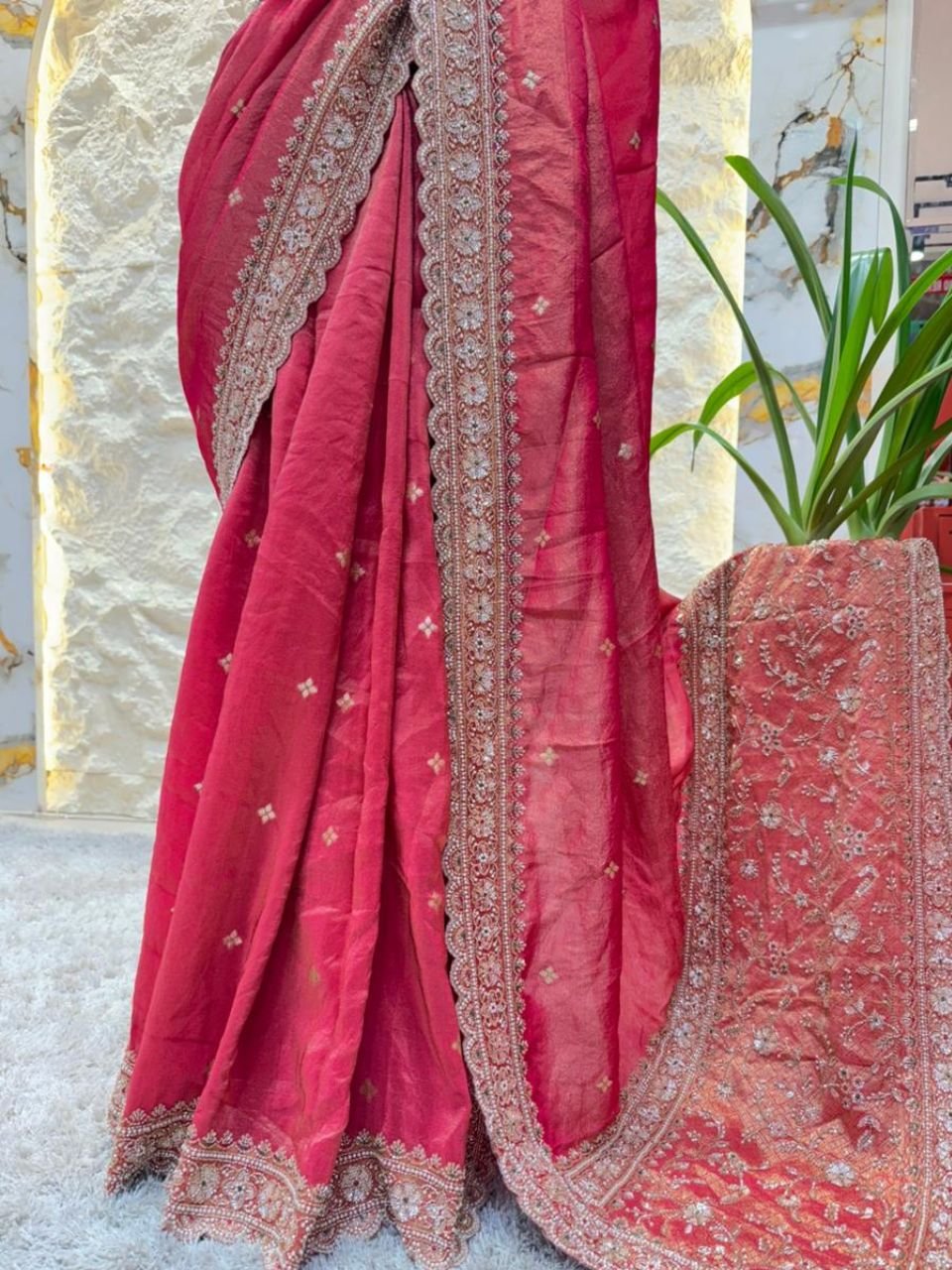 "SAREE" - Image 4