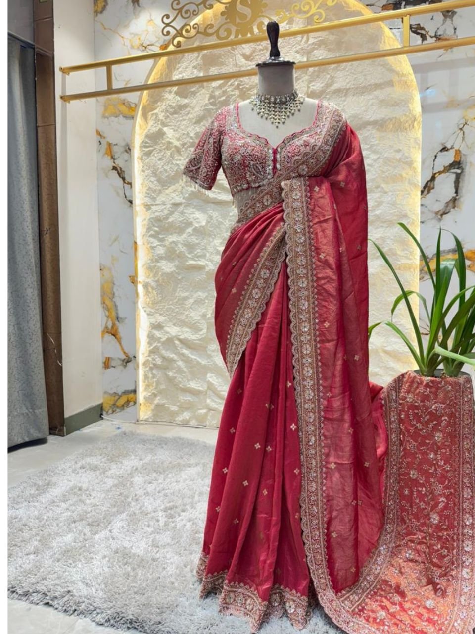 "SAREE"