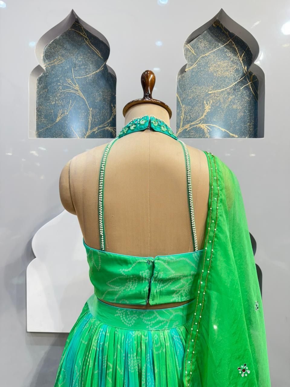 "AQUA ENCHANTRESS INDO-WESTERN" - Image 5