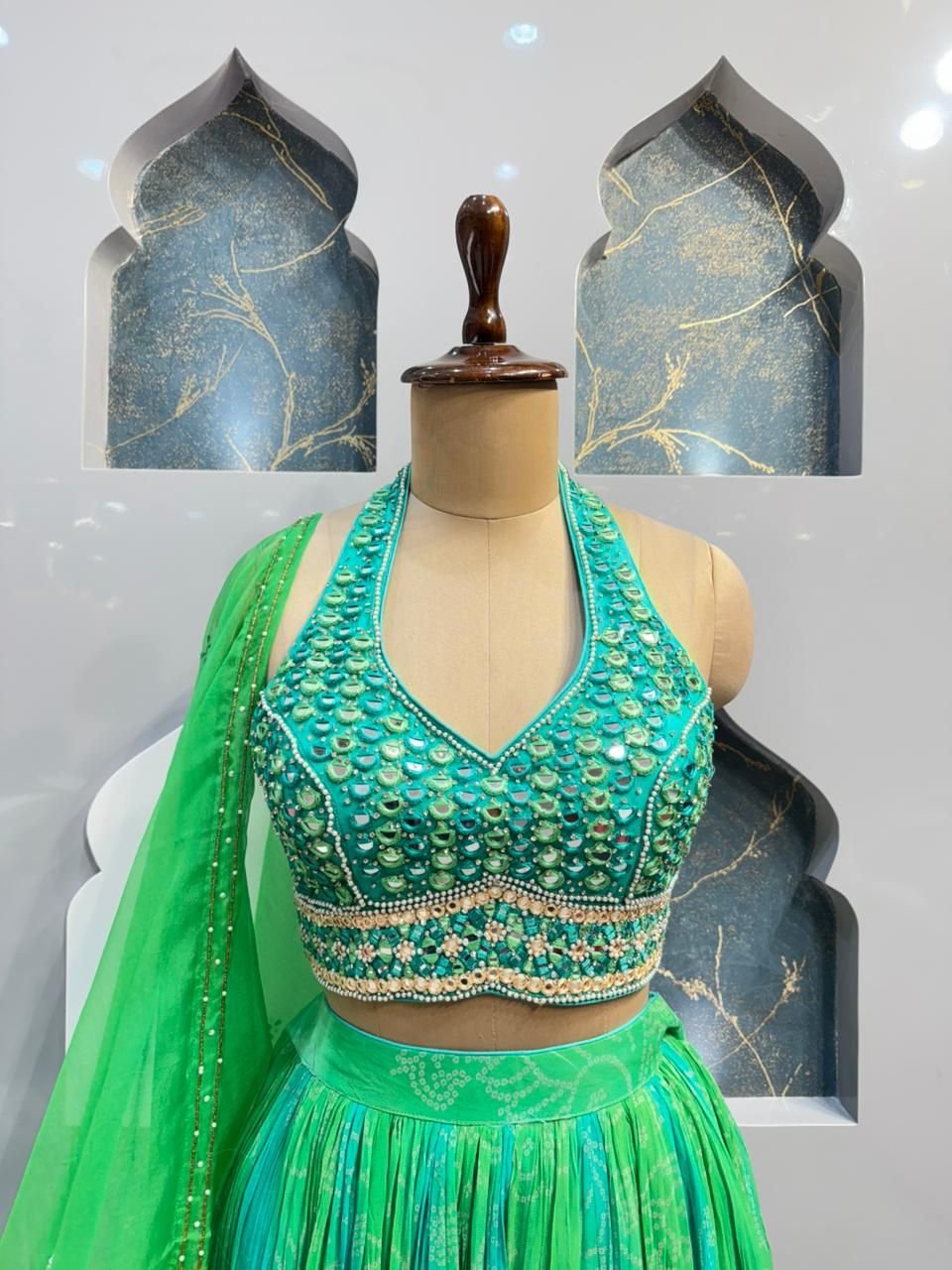 "AQUA ENCHANTRESS INDO-WESTERN" - Image 2